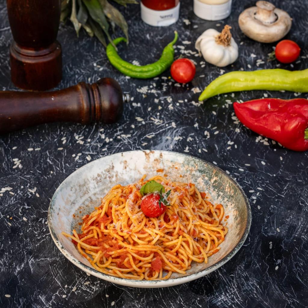 DOMATES SOSLU SPAGETTI