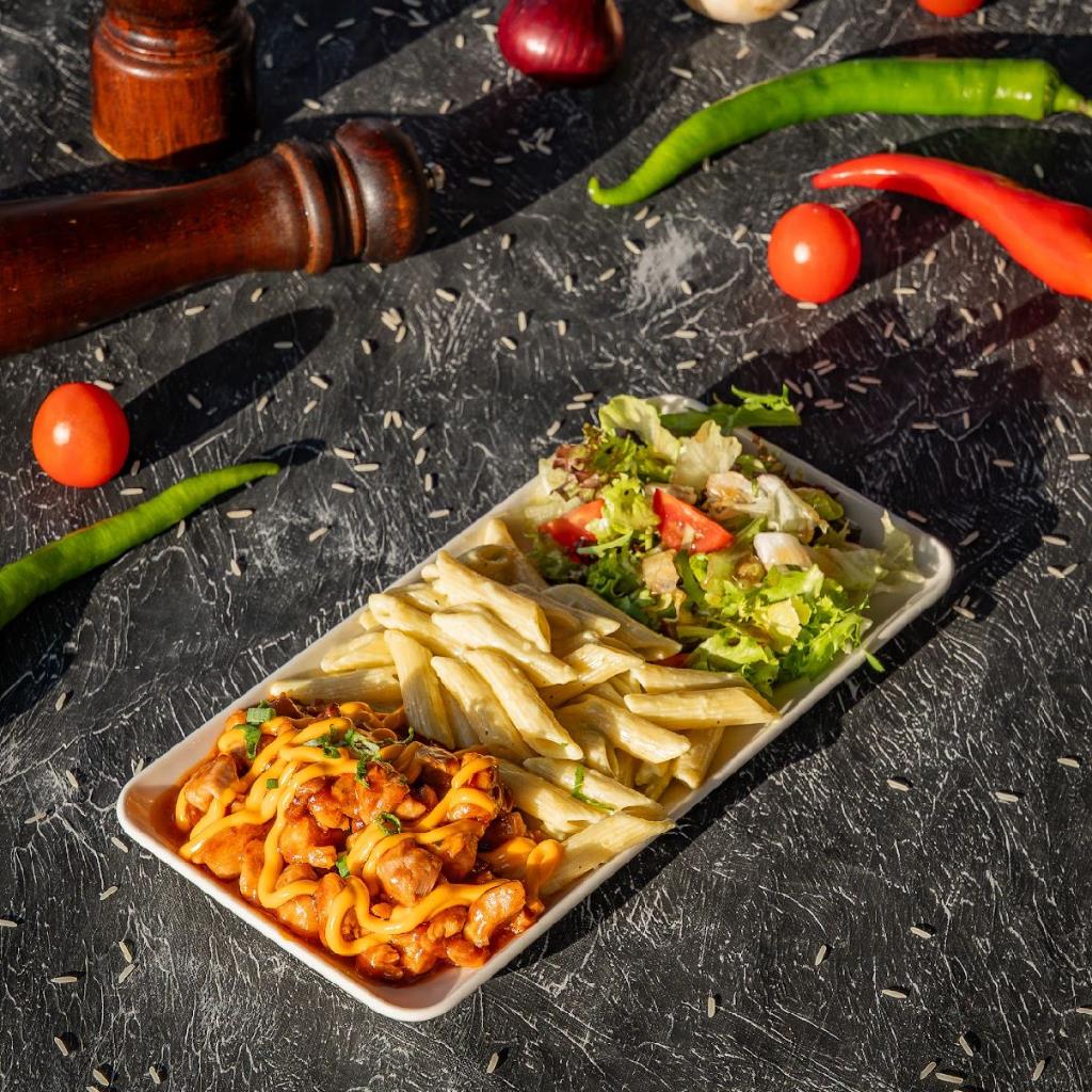 BBQ CHEDDAR SOSLU TAVUK 
